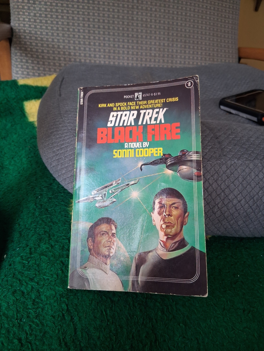 Star Trek Black Fire Pocket Novel - Green Cover 1983